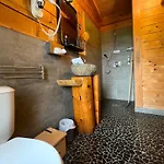Les Cabanes Dans Les Bois Villedubert