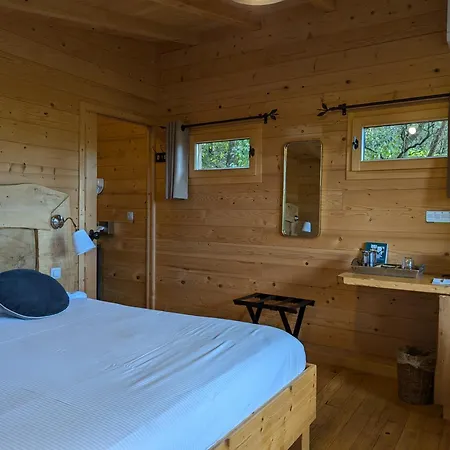 Les Dans Les Bois Logis Hotel 3*