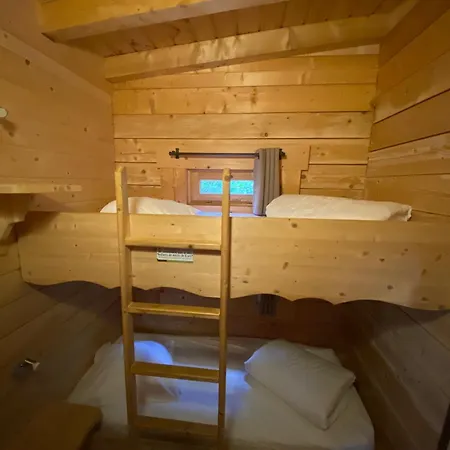 Les Dans Les Bois Logis Hotel 3*