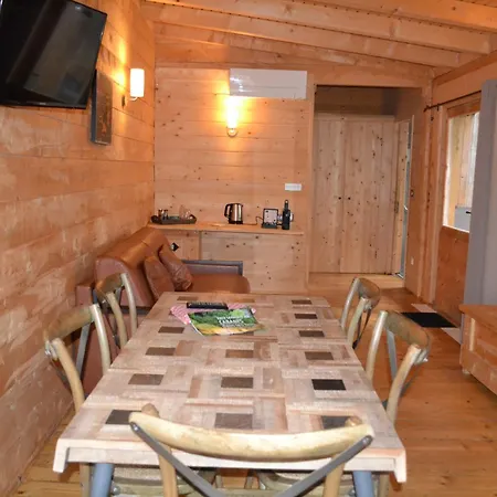 Hotel Les Dans Les Bois Logis Villedubert