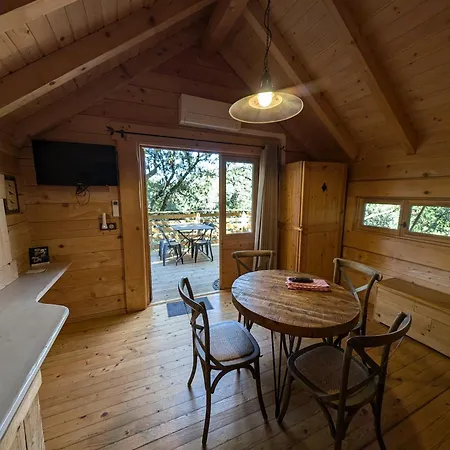 Les Dans Les Bois Logis Hotel 3*