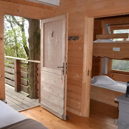 Les Dans Les Bois Logis 3* Villedubert