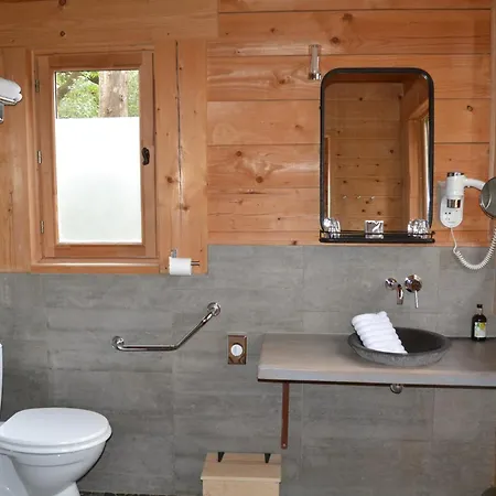 Les Dans Les Bois Logis