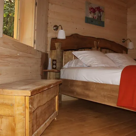 Les Dans Les Bois Hotel 3*