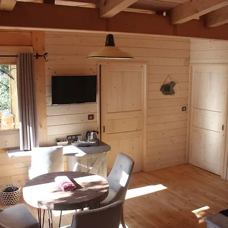 Les Dans Les Bois 3* Villedubert