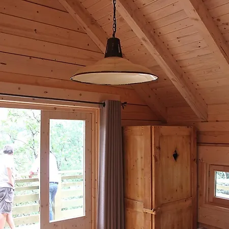 Les Dans Les Bois Logis 3* Villedubert