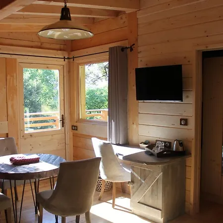 Les Dans Les Bois Logis 3*