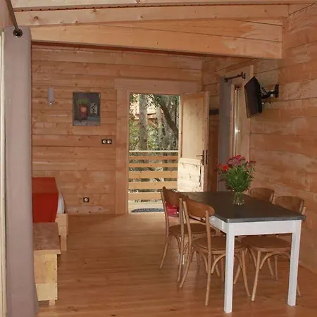 Hotel Les Dans Les Bois Logis Villedubert