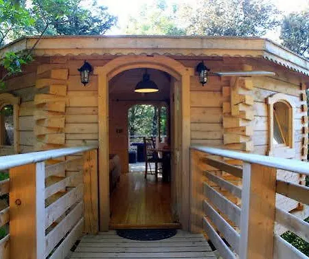 Hotel Les Dans Les Bois 3*