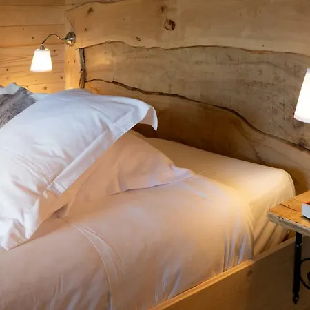 Les Dans Les Bois Hotel
