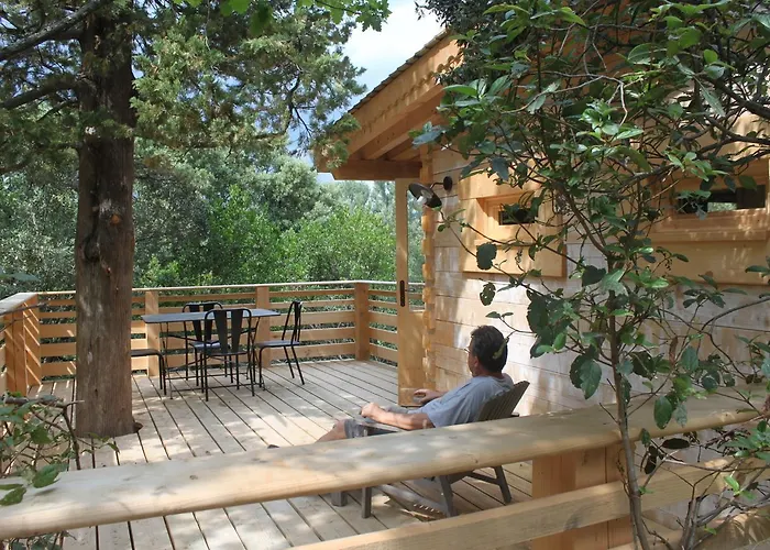Les Dans Les Bois Logis Otel 3*
